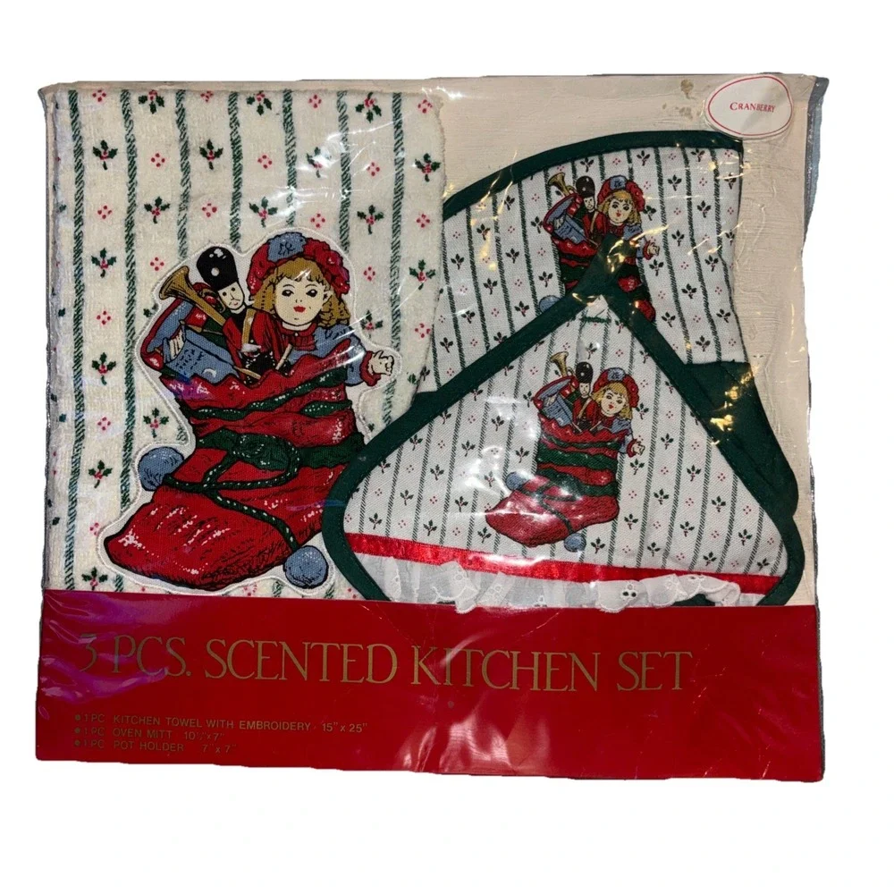 Vtg 3 Pc Cranberry Scented‎ Kitchen Set Towel Oven Mitt Pot Holder New Old Stock